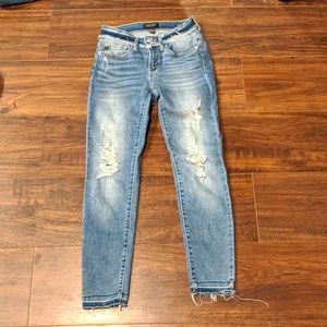 Judy Blue distressed skinny fit jeans size 1/2